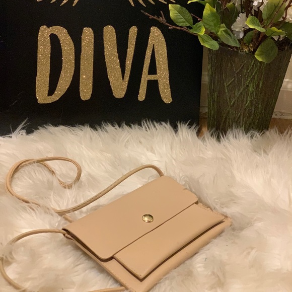 Simple but cute 💁🏽‍♀️ - Picture 1 of 5